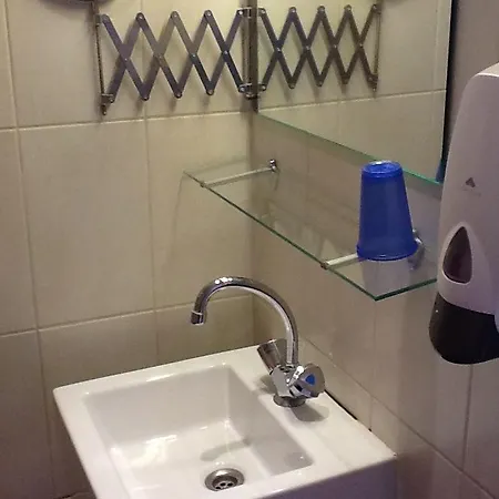 Max Ξενοδοχείο