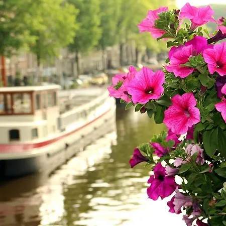 Max Ξενοδοχείο 2*