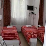 Hotel Max 2*